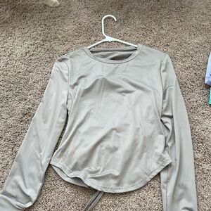 Women’s workout top